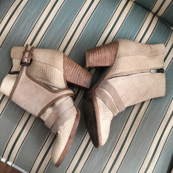 Plomo strapped booties - Picture 2 of 8